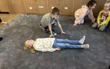 Małe ręce, wielka pomoc 7