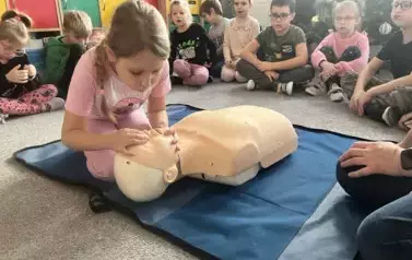 Małe ręce, wielka pomoc 13