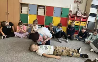 Małe ręce, wielka pomoc 19