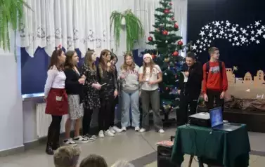 Szkolne kolędowanie 4