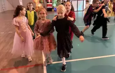 Zabawa karnawałowa klas 0-3 131