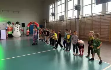 Zabawa karnawałowa klas 0-3 171