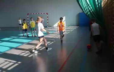 Wiosenne rozgrywki piłki nożnej 10