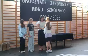 Apel szkolny 7