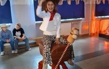 Szkolne rodeo &ndash; oczepiny klas czwartych!   11