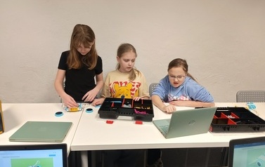 Warsztaty w Kolej na Klocki klas IV-VI 25
