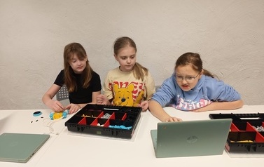 Warsztaty w Kolej na Klocki klas IV-VI 30