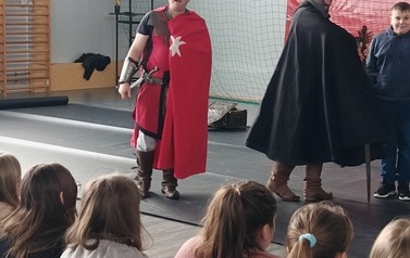 Żywa lekcja historii  8