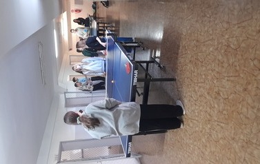 Sportowe witanie wiosny w klasach IV-VIII 8