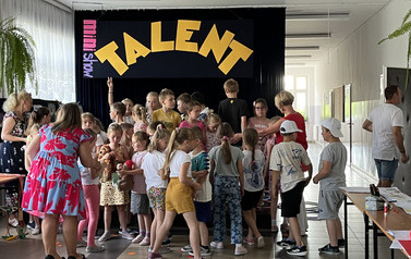 Mini talent show 4