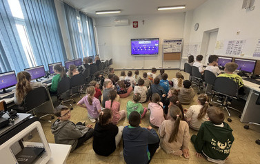 Uroczystości majowe w klasach 1-3 10