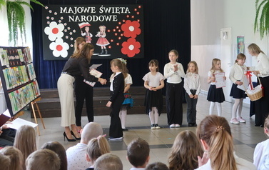 Uroczystości majowe w klasach 1-3 17