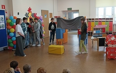 "Bazyliszek" w wykonaniu klasy IV 8