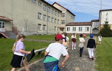 Z mapą w ręku przez Straduny 20