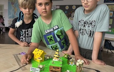 Moja przyjaci&oacute;łka pszcz&oacute;łka - konkurs świetlicowy 1