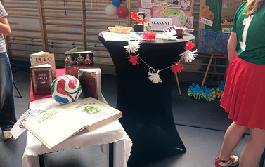 Małe i duże po świecie podr&oacute;że 200