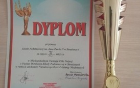 Dyplom Zespołu Szk&oacute;ł Samorządowych w Stradunach