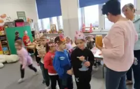 Pluszowy miś w zer&oacute;wce 5
