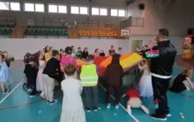 Zabawa karnawałowa klas 0-3 8