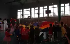 Zabawa karnawałowa klas 0-3 11