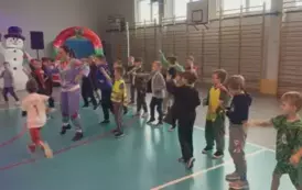 Zabawa karnawałowa klas 0-3 59
