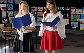 Pani Gosia i Pani Magda rozpoczynają apel