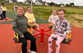 Plac zabawa i orlik 4