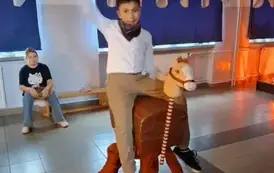 Szkolne rodeo &ndash; oczepiny klas czwartych!   15