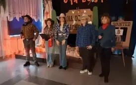 Szkolne rodeo &ndash; oczepiny klas czwartych!   23