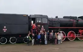 Klasa 4 wyrusza w kolejową przygodę!  2