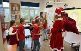 Mikołajki - dzień dobroci i małych gest&oacute;w w naszej szkole 16