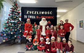 Mikołajki - dzień dobroci i małych gest&oacute;w w naszej szkole 23