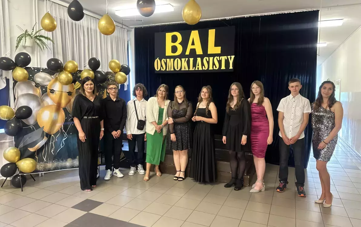 Zdjęcie do Bal &oacute;smoklasisty