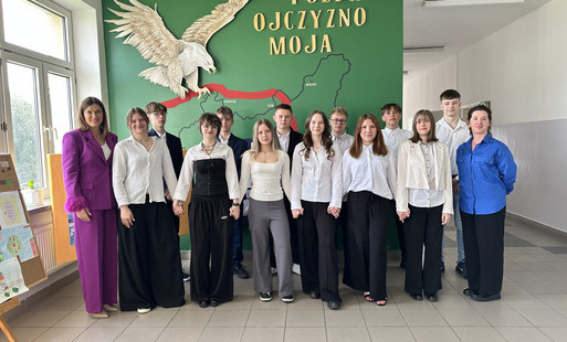 Zdjęcie do Egzamin &oacute;smoklasisty za nami!