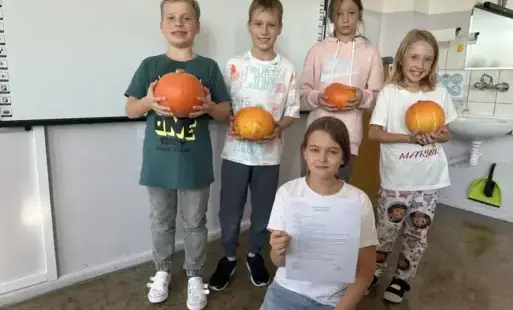 Zdjęcie do Jesienny cudaczek - konkurs klas 1-3