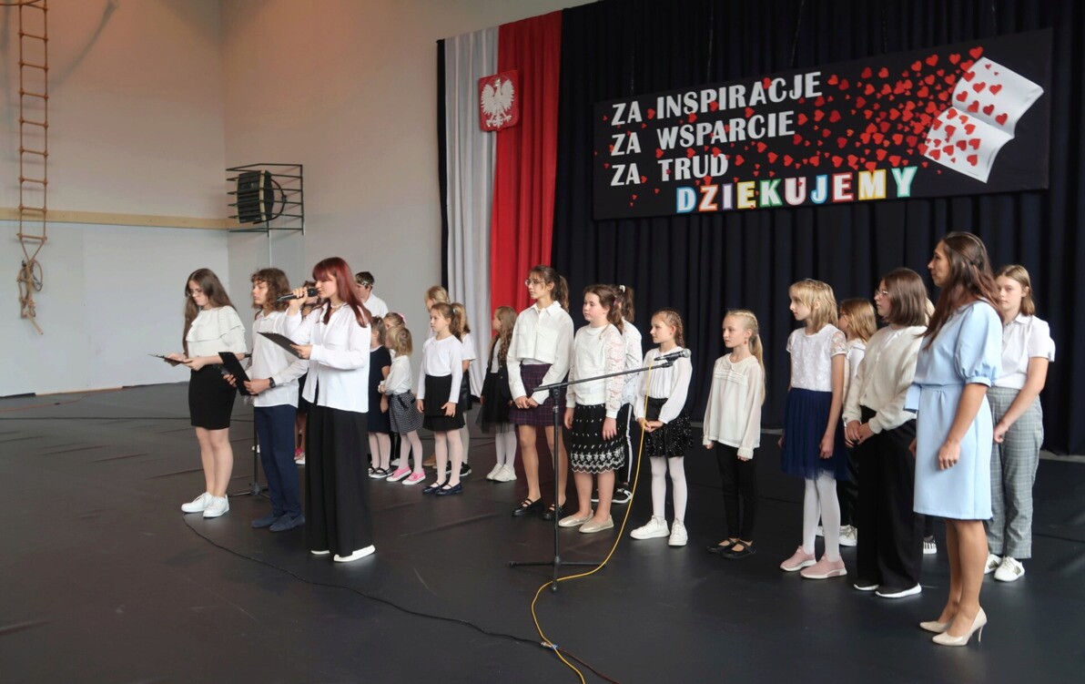 Zdjęcie do Gminne Obchody Dnia Edukacji Narodowej