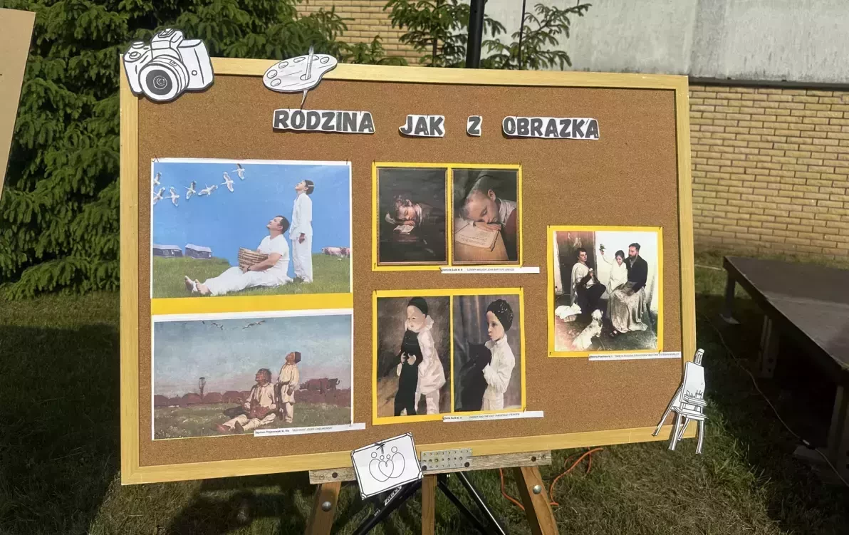 Zdjęcie do Szkolny konkurs fotograficzny &bdquo;Rodzina jak z obrazka&rdquo; &ndash; rozstrzygnięty!
